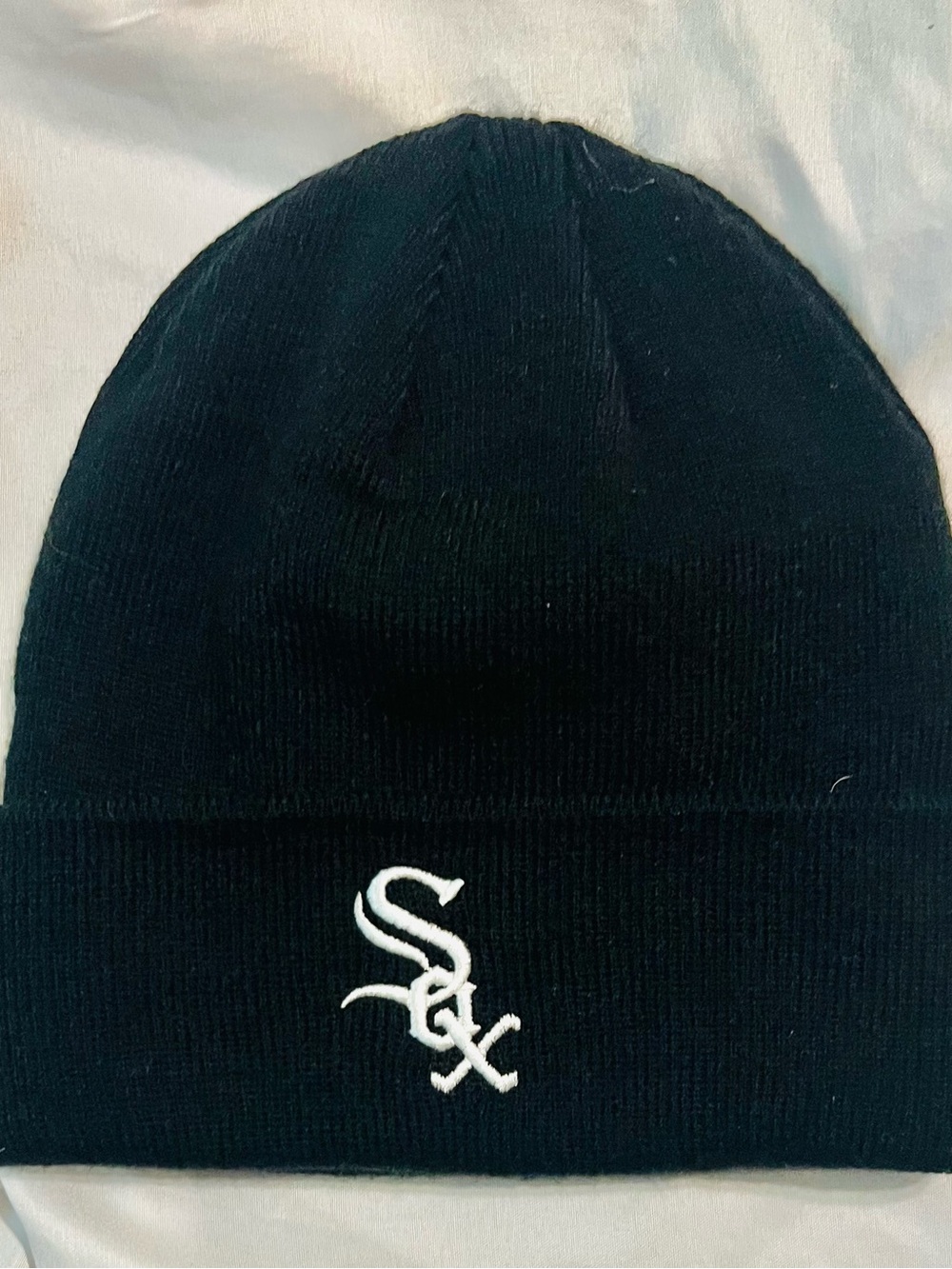Chicago White Sox Black Beanie Hat - Embroidered Logo
